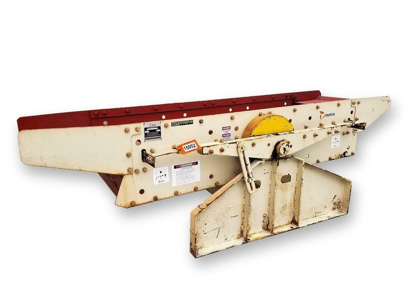 36" x 126" Hewitt-Robins Metso #C7, 2-Deck Incline Screener, 30° adjustable incline, 0.5" Throw, 675 RPM, 5