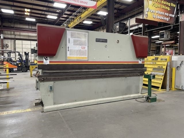 100 Ton, Accurpress #710012, hydraulic press brake, 12' overall, 126" between housing, 8" stroke, 20 HP
