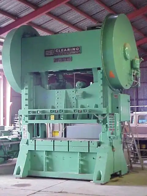 250 Ton, Clearing, Bliss #S2-250, mechnaical straight side double crank press, 12" stroke, 32" Shut Height