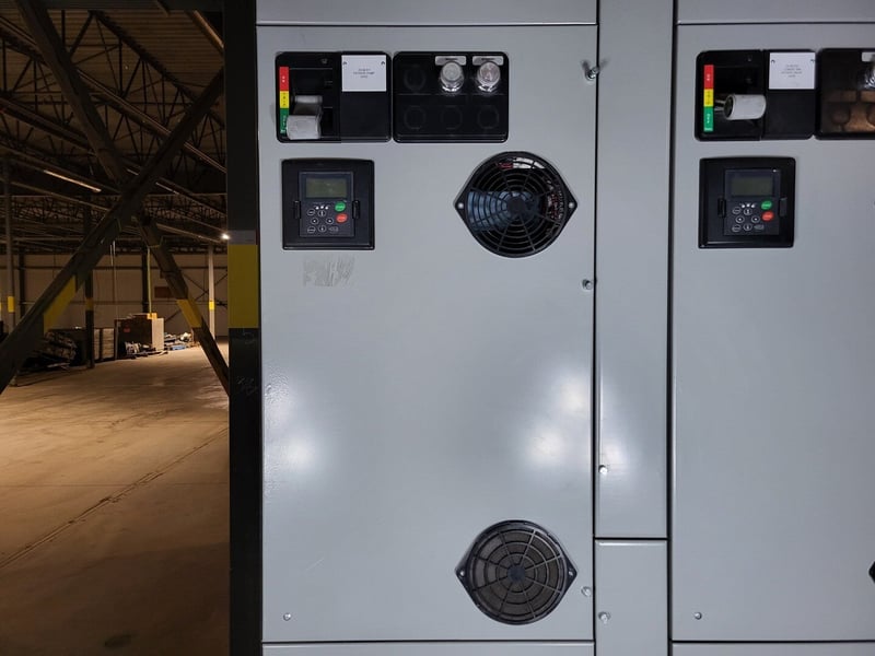 5 HP Eaton Cutler-Hammer, SVX025A1-5A4N1, variable frequency drive, 600 Volts, 50 amps, like new