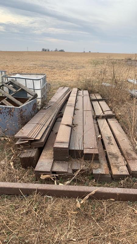 Pieces of flat steel, 8" x 1/4" x 20', (33 available)