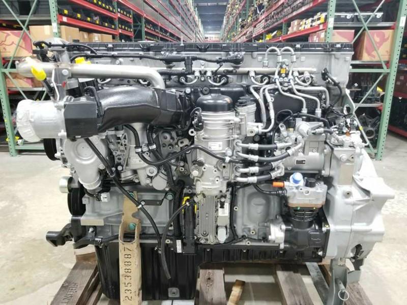 525 HP Detroit DD13, Complete Diesel Truck Engine, New