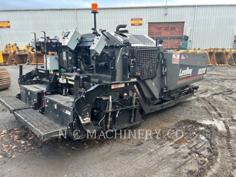 Lee-Boy 8520C, Asphalt Paver, 939 hours, S/N: 354434, 2023