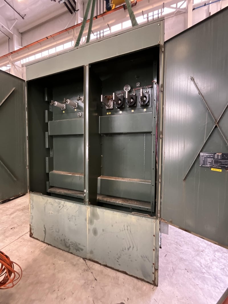 3000 KVA 34500GY/19920 Primary, 480GY/277 Secondary, T & R 3 phase, Padmount Transformer