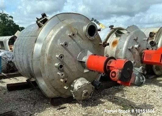 1950 gallon Alloy Fabricators, Mix Tank with Internal Coils, 304 Stainless Steel Jacketed, 44 psi, 78"