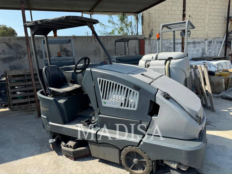 Advance CS701048LP, Scrubber / Sweeper, 2209 hours, S/N: 1000068397, 2019