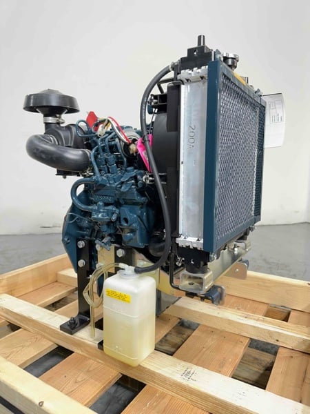 漆　小盆5点 16.5 HP Kubota #Z602, Complete Engine, new For Sale