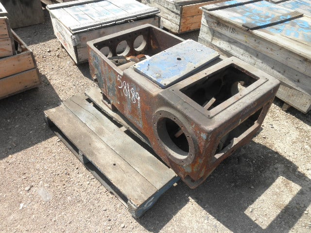 National #J-100, Bare Case w/(3) Pony Rods & Cross Heads, 209 GPM @ 5000 psi, 100 HP, 450 RPM