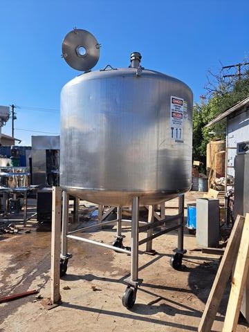 1000 gallon Walker, vertical 316 Stainless Steel tank, fully jacketed, 50 psi, 72" dia. x 60" straight side