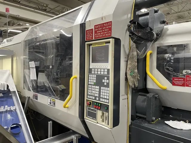 463 Ton, 56.4 oz., Demag #ErgoTech-4200-3300, horizontal plastic injection molders, 60.24" daylight, 31.50" x