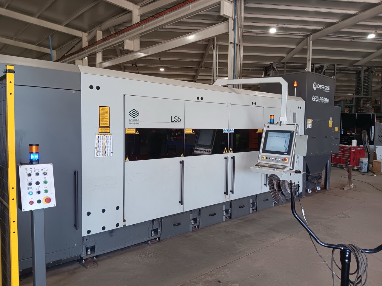 BLM #LS5, fiber laser, 5' x10'tbl., 12000 watt, chiller, dust collector, 2022
