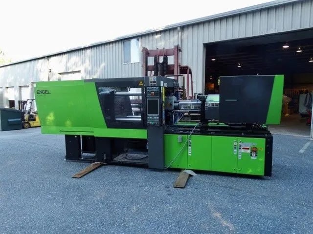 195 Ton, 5.58 oz., Engel #e-mac-440/195-US, 35mm screw diameter, 22.4" x 22.4" tie bar spacing, CC200, 2014