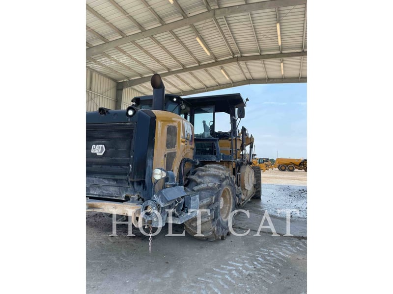 Caterpillar RM400, Stabilizers Reclaimer, 752 hours, S/N: Z4M00180, 2023