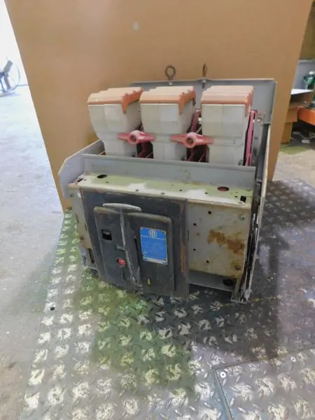 1600 Amps, ITE, K-1600, Power Circuit Breaker, 2000 Amps DC Used