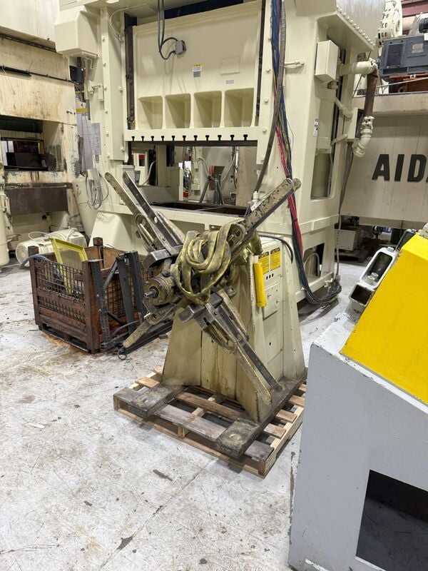 2000 lb. Littell #20-12, centering reel, 8" width, 60" outside dimensions, 15"-20" ID