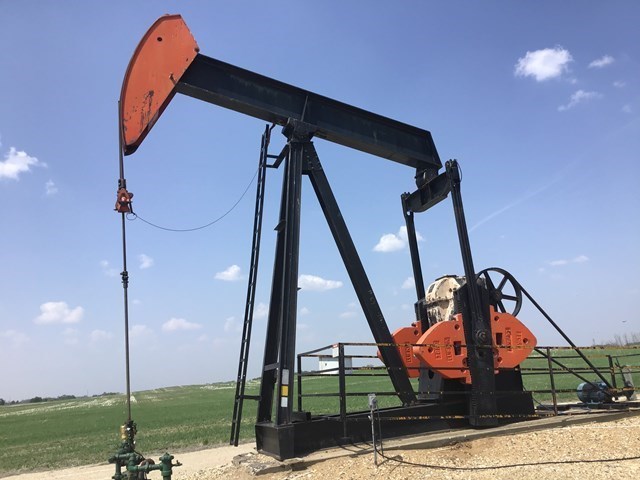 160 Lufkin #160-173-86, pump jack