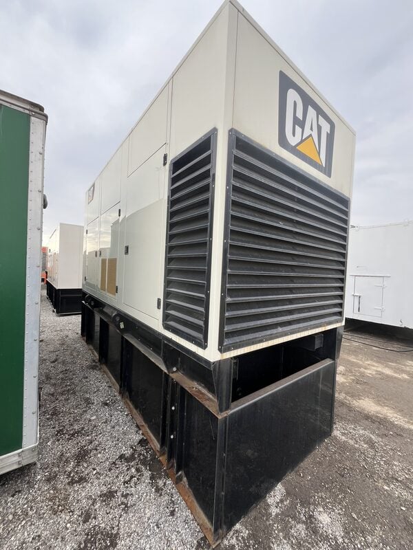 Generator Sub Base 750 KW Caterpillar #C27, diesel generator set, 480 Volts, 264 hours ...