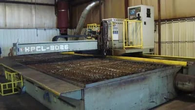Komatsu #G9300, Precision CNC Plasma Cutter, 8' x 20' table, 1-1/2" capacity, 300 A, Fanuc Control, software