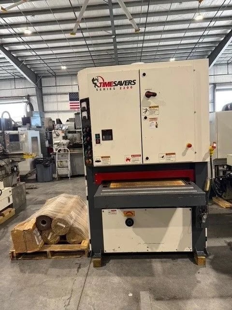 37" Timesavers #2221-03-44, dual head metal belt sander, motorized lift, 15-45 FPM, like new, 2016