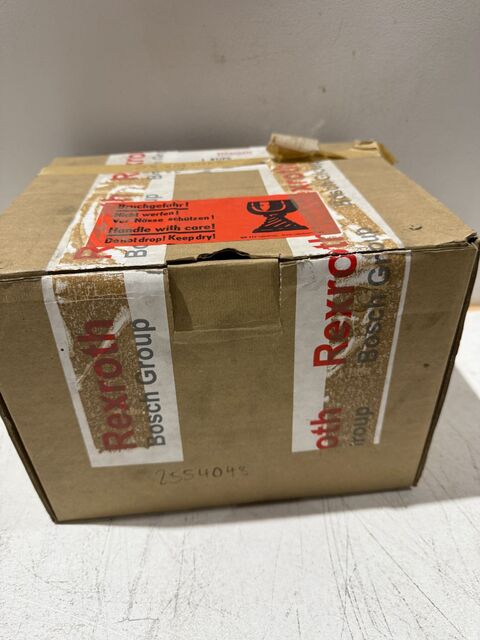 Rexroth #HE751863, vavle, new in box