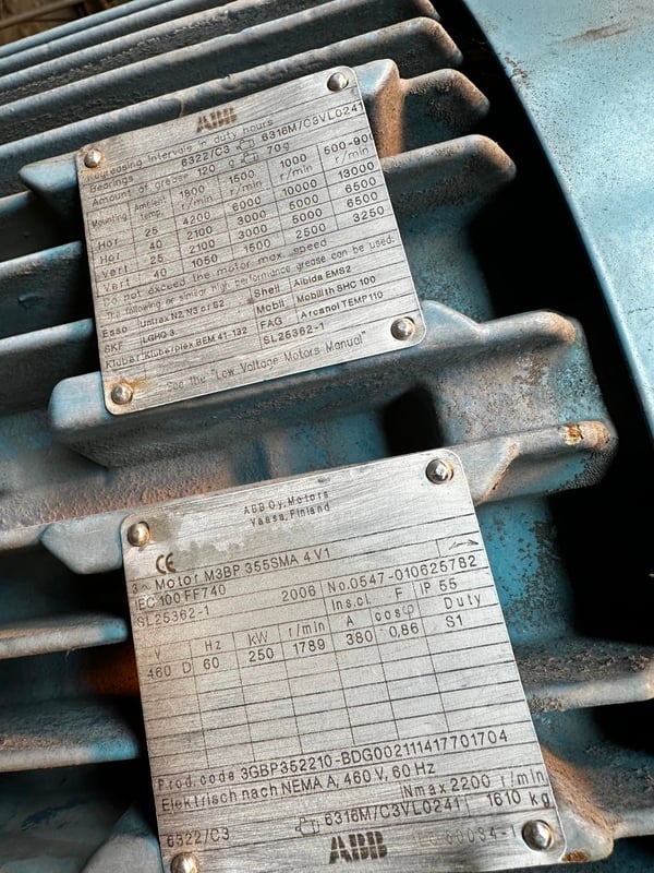 250 kW HP 1789 RPM ABB, Frame SL25362-1, TEFC, 460 Volts