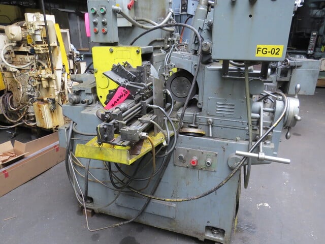 Cincinnati #107-4, Centerless Grinder, 4