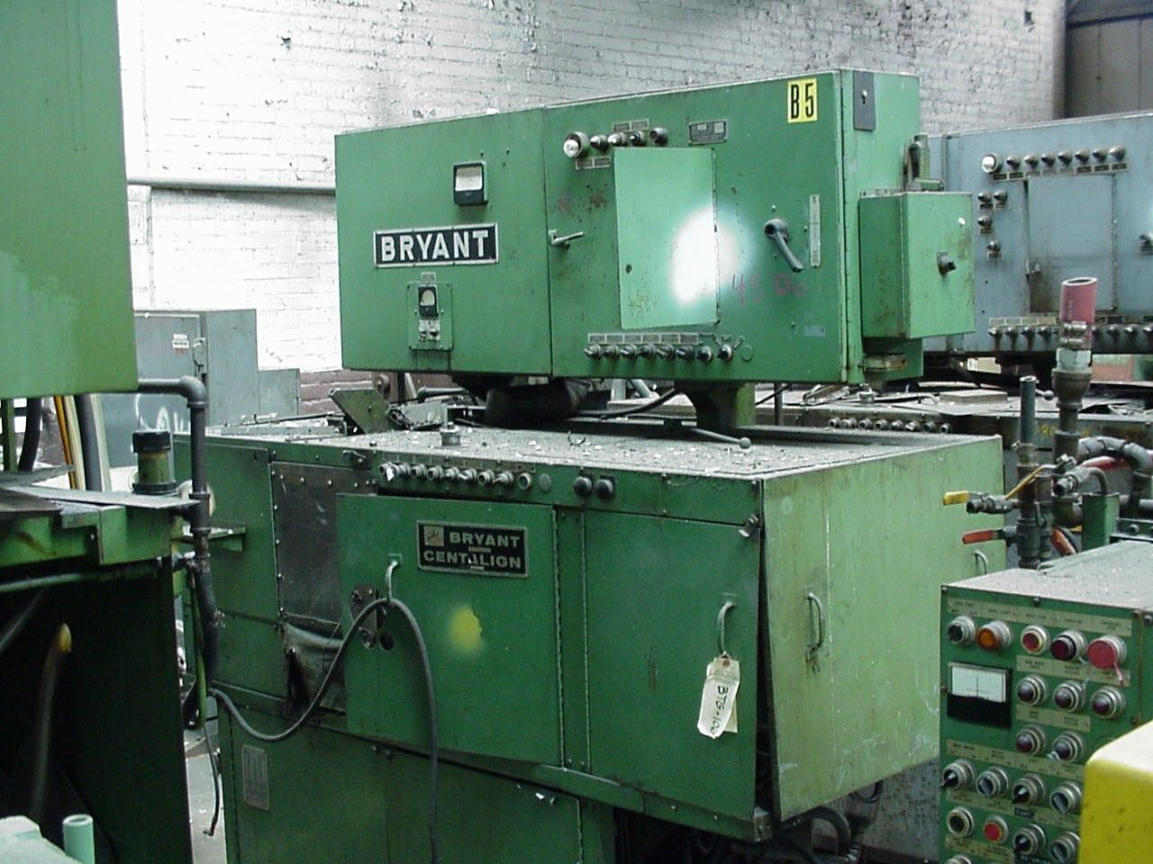 Bryant #C, internal grinder, 10" swing, 4" outside dimension work Part, 1" grinding stroke, 460 SPM, 18000