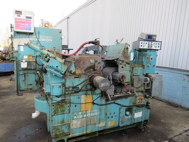 Cincinnati #230-10, Centerless Grinder, 10