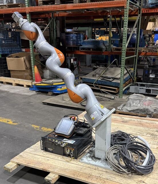 Kuka #LBR-IIWA-14-R820, Industrial Robot/Cobot, 7 axis, 32.3" reach, 14kg 30.9" lb. payload, Sunrise Control,
