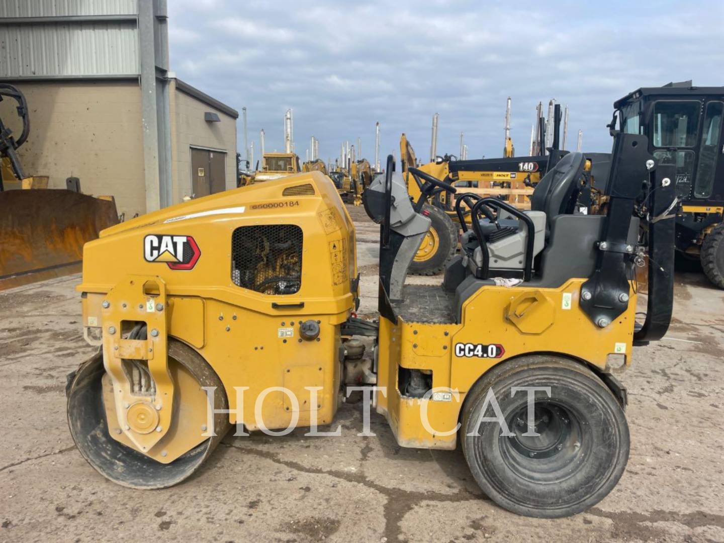 Caterpillar CC4.0, Wheel Dozer, 1045 hours, S/N: 65000184, 2022