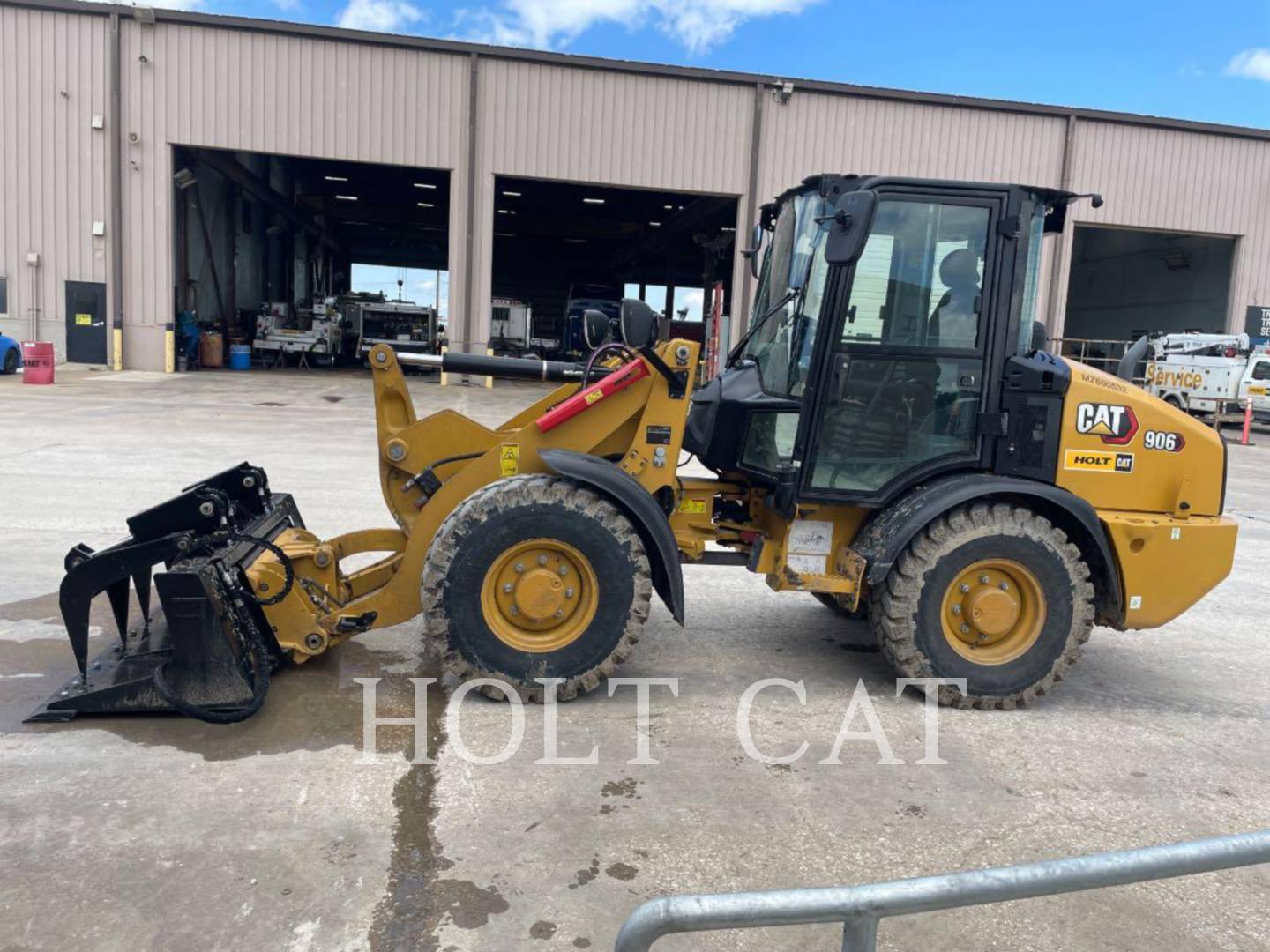 Cat 906 CAB, Wheel Loader, 545 hours, S/N: MZ600532, 2023