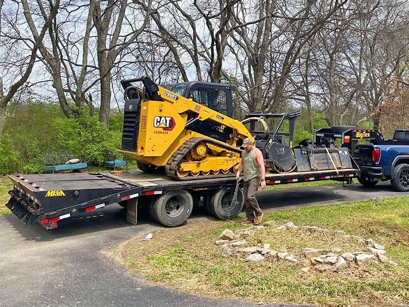 Caterpillar #289D3, Compact Loader w/Forestry Mulcher/Buckets/Trailer, 27.7 gallon Fuel Tank, 74.3 HP Engine