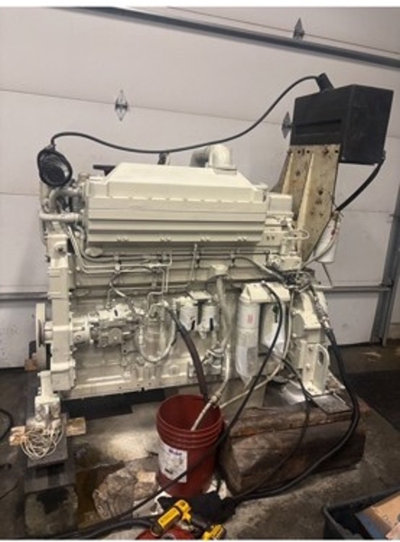 640 HP Cummins #KTA19, diesel marine engine, 1600 RPM, rebuilt