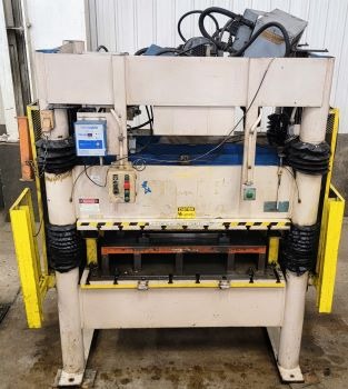 100 Ton, Beckwood #1002662, 4 post hydraulic press brake, 14" Shut Height, 2-1/2" X 38" X 60" bolster plate