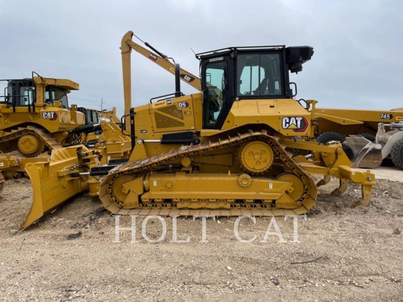 Caterpillar D5 LGPVP, Crawler Dozer, 1894 hours, S/N: Z6A02070, 2023