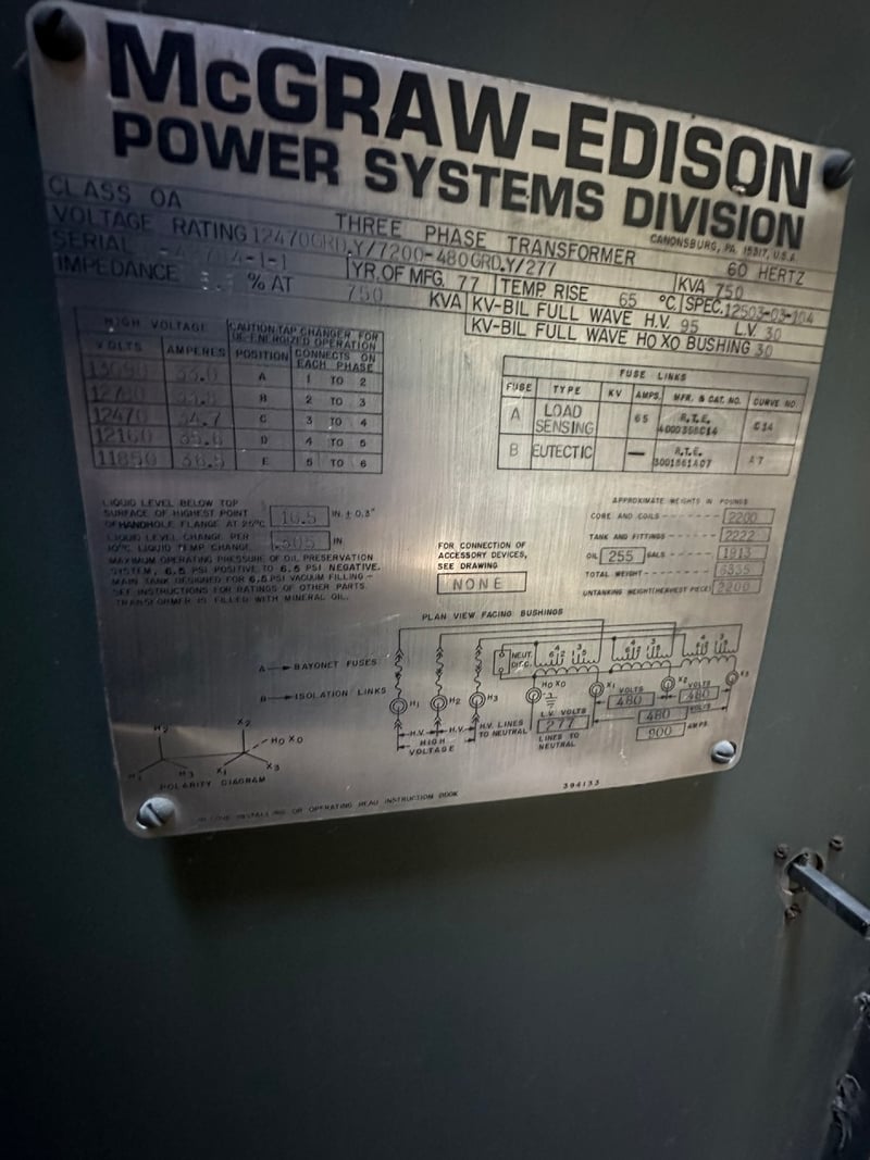 750 KVA 12470GRDY/7200 Primary, 480GRDY/277 Secondary, McGraw-Edison, padmount