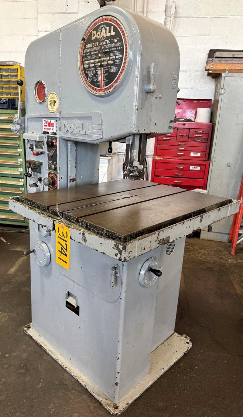 16" x 21" DoAll #16-3, vertical band saw, 1" x 144" blade, 35-6000 FPM, 26" x33" tbl., 3 HP