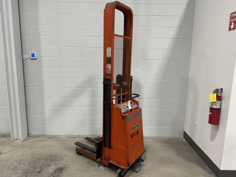 Presto #B678, battery powered mobile lift stacker, 1000 lb. capacity, built-in 12V battery & charger