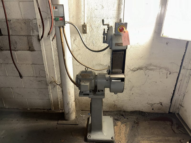4" x 48" Engelberg #AG4, belt sander, 1 HP, 1745 RPM, CH Eaton start stop control