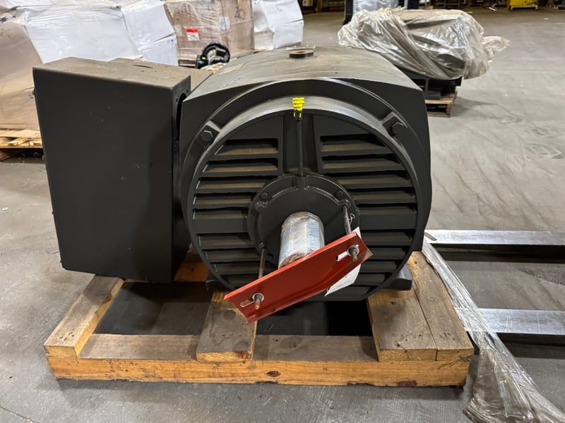 300 HP 1780 RPM Toshiba, Frame 505US, BB, 1.15 service factor, 4000 Volts, New Surplus