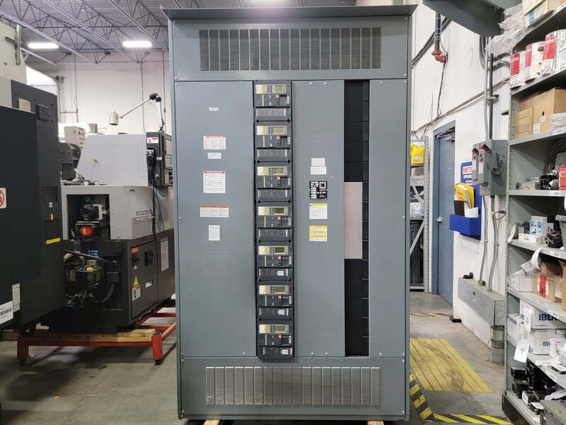 Square D #QED, switchgear unit with 7x circuit breaker PJ400, 3000 amp, 480 Volts, 2020
