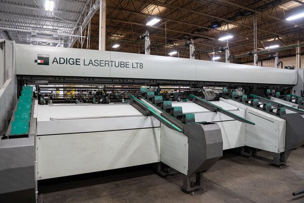 BLM #LT8, C02 tube laser, 3500 watt, Siemens 840D Control, 2014
