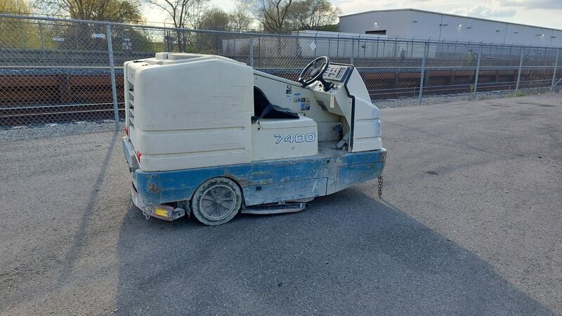 Tennant #7400, floor scrubber, propane, serial #6317, 2643 hours