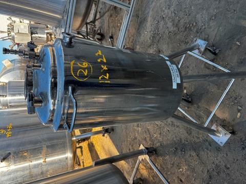 13 gallon Alloy Products, Stainless steel tank, jacketed, 14" dia. x 20" straight side, dish top & bottom