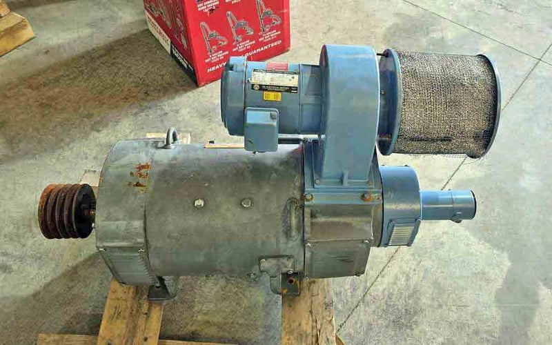 30 HP 1750/2300 RPM Baldor, DC motor, Frame 288-AT, 240 VA., 150/300 VF, DPFG, blower