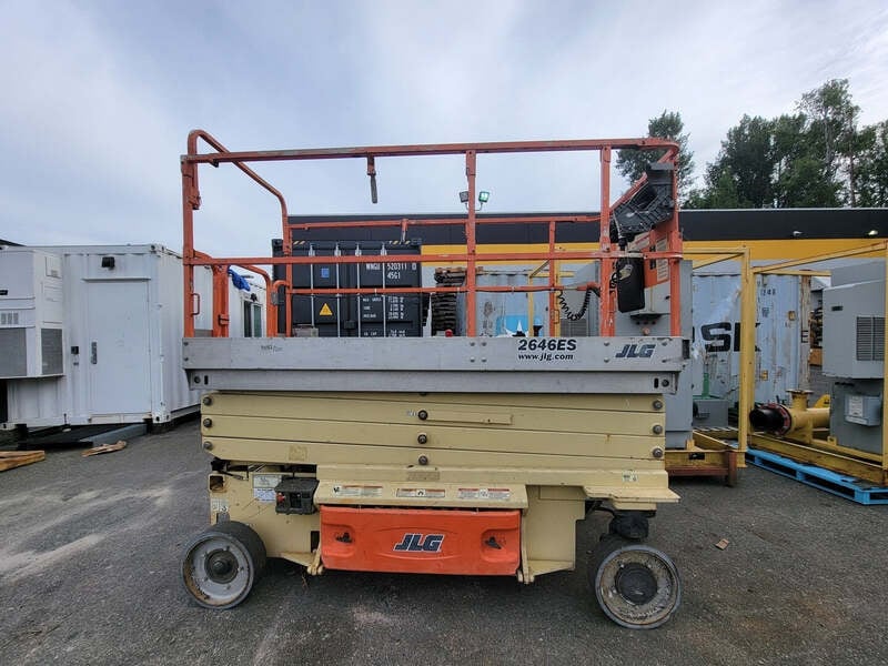 1000 lb. JLG #2646ES, electric scissor lift, 26' lift height, 44" x 98" platform size, 2012