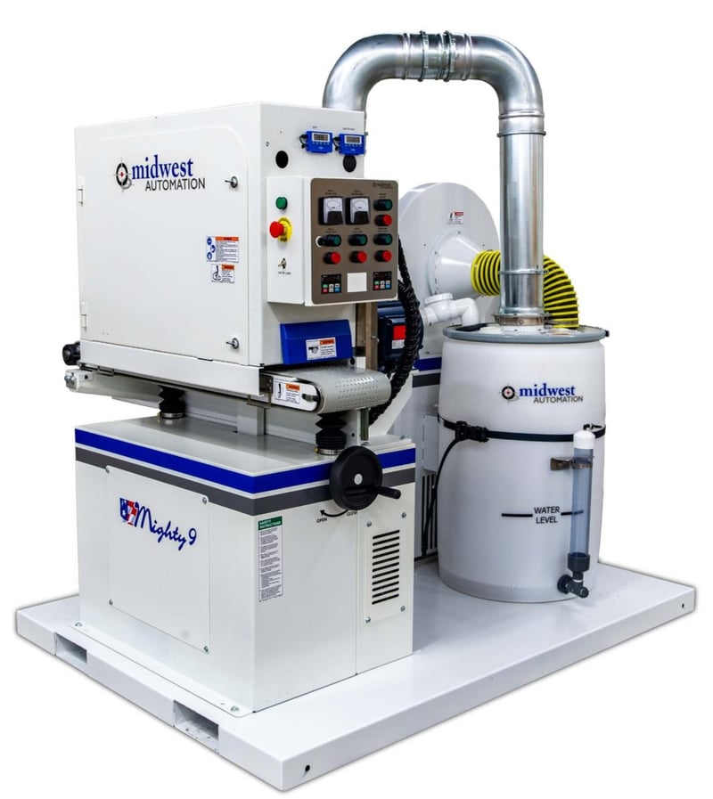 Midwest #Mighty-9M, deburring & finishing machine, smooth top high friction conveyor belt, 2021