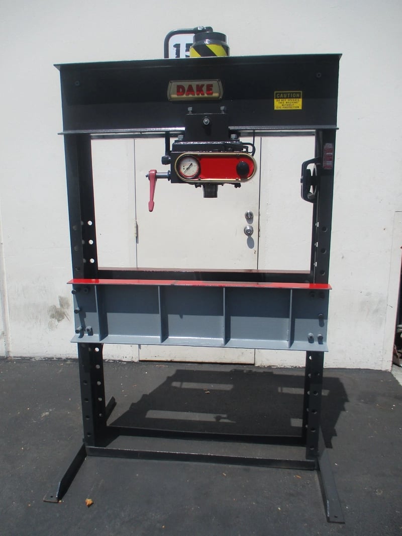 75 Ton, Dake #6-475, hydraulic press, air operated, double air pump