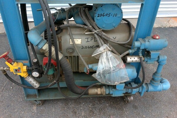 117 CFM, Busch, Vacuum Pump, w/TMP Press, 300 m3/hr., 0.5 torr, 175 CFM @ 0.1 mbar, 7.5 HP, 1500 RPM