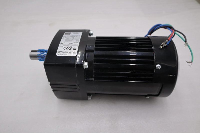 Bodine gear motor 42r5bfpp-e2 230V 3PH 1/4HP 10:1 170 RPM NEW UNIT STOCK H47
